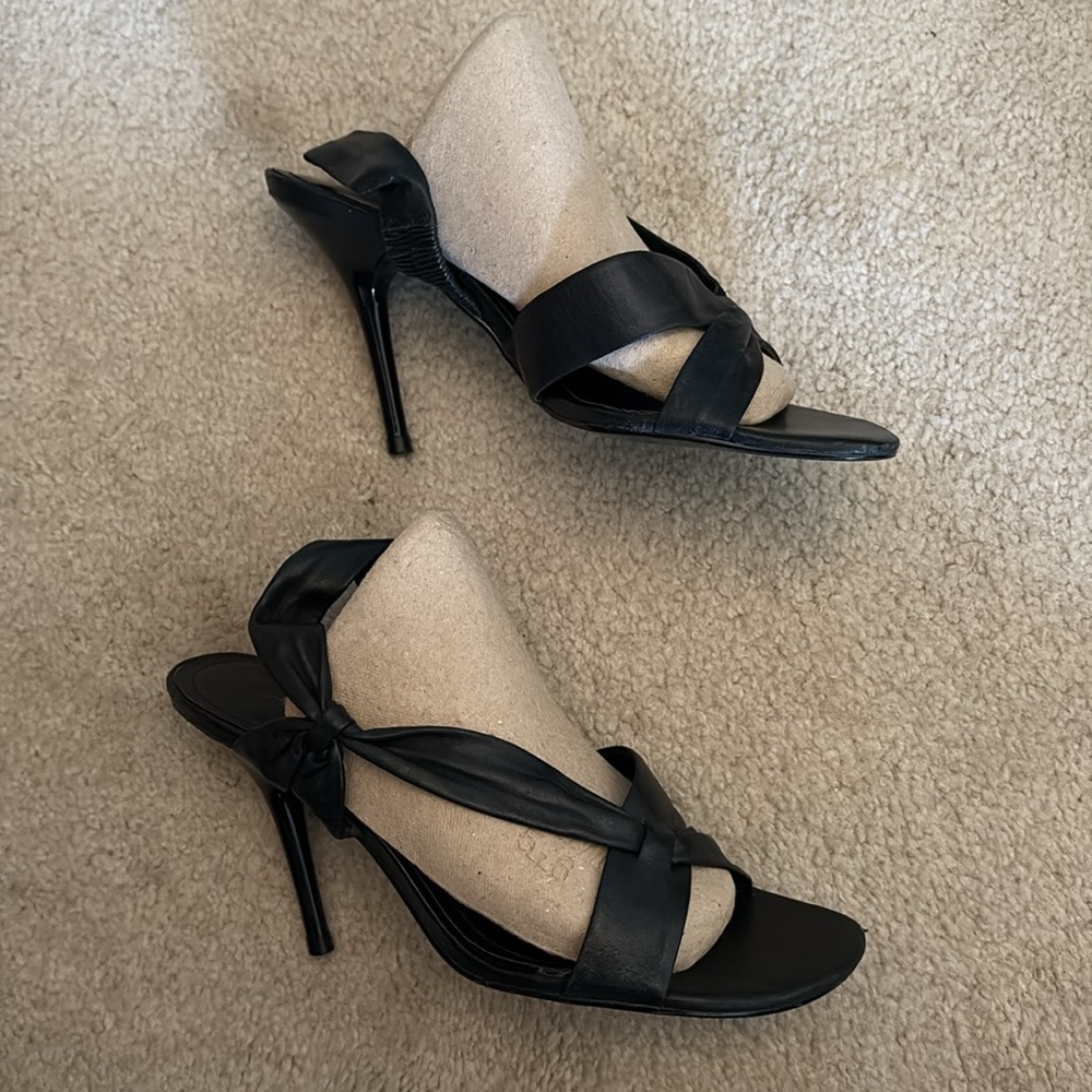 Vintage Aldo Black Strappy Heels Elegant Design-37/7